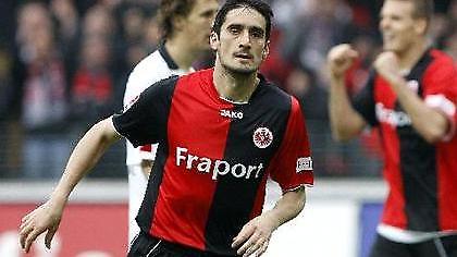 «Λύμπε»: «Γιατί όχι να κλείσω την καριέρα μου στην Ελλάδα»;