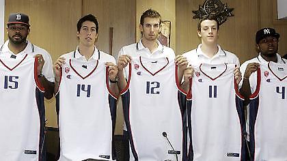 Α1: Παρουσίασε φανέλα και αποκτήματα ο Πανιώνιος