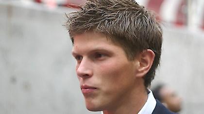 Στο «σφυρί» ο Χούντελααρ