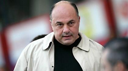 Mπέος: «Όποιος έχει αποδείξεις να τις φέρει»