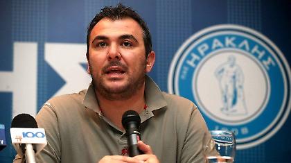 Ρέμος: «Δεν αποχωρώ…»