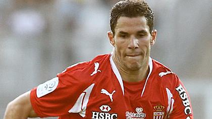 «Όχι» σε ΑΕΚ και Λάρισα από Μεριέμ!