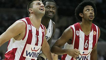 Χωρίς τηλεοπτική μετάδοση το Κλίβελαντ- Ολυμπιακός