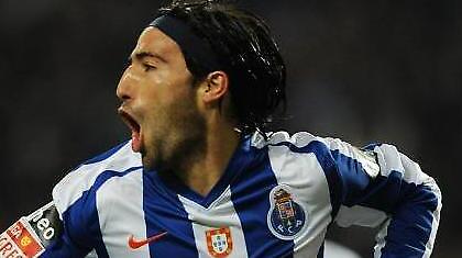 ΟΣΦΠ: Πρόταση στον Φαρίας!