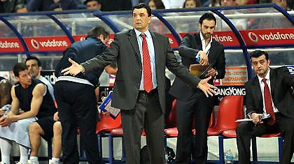 Αγγέλου: «Παιχνίδια προετοιμασίας αυτά του Κυπέλλου»