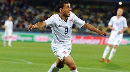 Εκτός για ένα χρόνο ο Ντέιβις