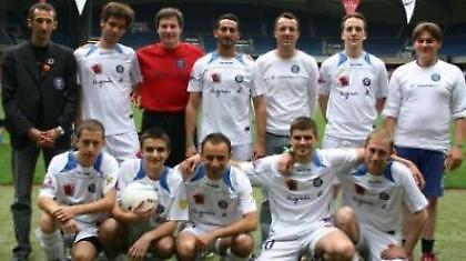 Ισόβιος αποκλεισμός για την άρνηση να παίξουν με gay!