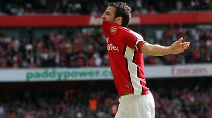 Φάμπρεγκας: «Καλή μπάλα ο Ολυμπιακός»