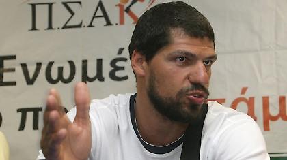 Συνεχίζεται η κόντρα Παπαδόπουλου-ΑΕΚ