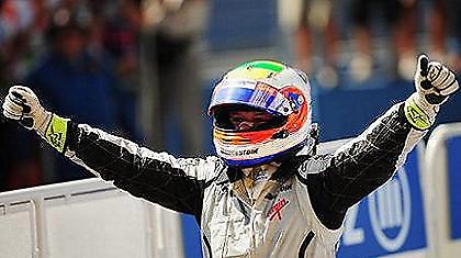 Ο Μπαρικέλο στην pole position!