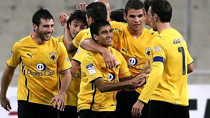 Νίκη με αποδοκιμασίες!