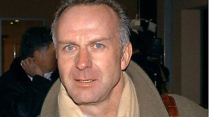 Παραμένει στην Μπάγερν ο Ρουμενίγκε