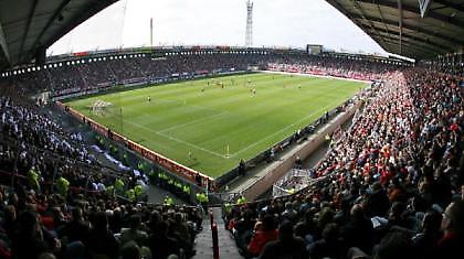 Eredivisie: «Καυτό» ντέρμπι, άνετα φαβορί…