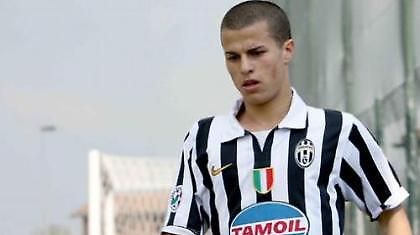 Συνεχίζει στην Γιουβέντους ο Τζιοβίνκο