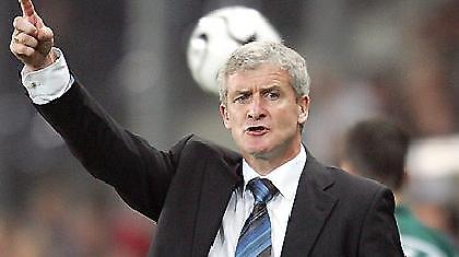 Χιουζ: «Καμία πιθανότητα να φύγει ο Ρομπίνιο»!