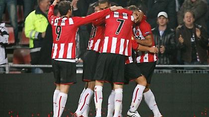 Eredivisie: Δεν «ίδρωσε» καν η Αϊντχόφεν…