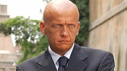 Κολίνα: «Καλύτερη διαιτησία; Μόνο με επιείκεια»!