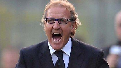 Σεμνός παρά το μεγαλειώδες ξεκίνημα