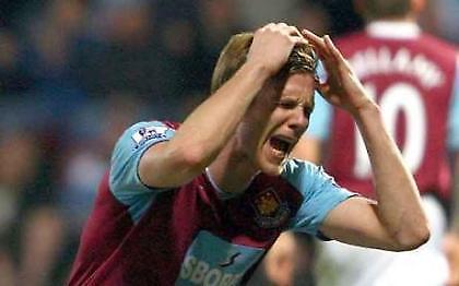 Μαχαιρωμένος και… κατηγορούμενος