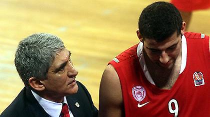 Φόβοι για ρήξη έσω πλαγίου για Μπουρούση!