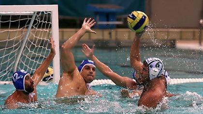 Με το «δεξί» τα φαβορί