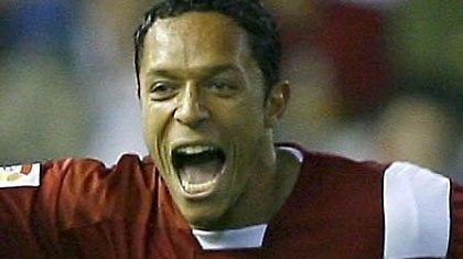 Και στο βάθος Αντριάνο για Ρεάλ