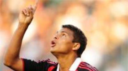 Σίλβα: «Η Μίλαν παίζει με προσωπικότητα»