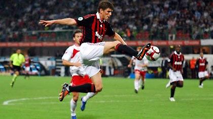 «Βλέπει» Χούντελαρ η Τότεναμ