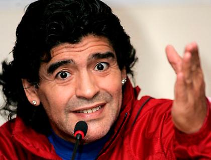 Σε απολογία ο Μαραντόνα