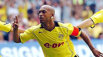 «Νοκ άουτ» ο Ντέντε