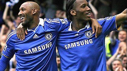 Ανελκά σερβίρει, Ντρογκμπά πίνει