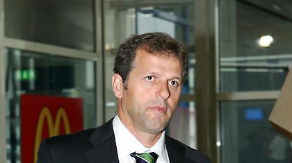 Αποστολάκης: «Πολλοί περιμένουν στη γωνία τον Ρεχάγκελ»