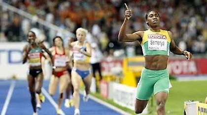 Σεμένια: «Δεν νιώθω άνετα όταν βγαίνω έξω»