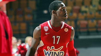 «Νοκ άουτ» ο Μπέβερλι