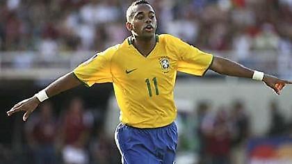 Κάρλος Αλμπέρτο: «Καμία βελτίωση ο Ρομπίνιο»!