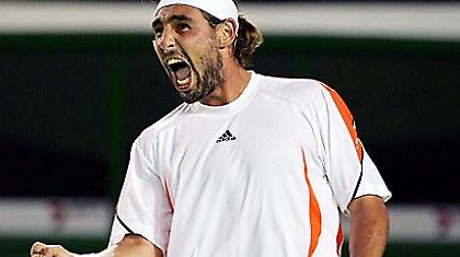 Δύο θέσεις πάνω ο Παγδατής