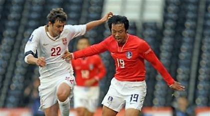 «Σταμάτησε» τη Νότιο Κορέα η Σερβία