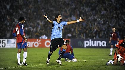 Στη Νότια Αφρική η Ουρουγουάη με γκολ Αμπρέου! (video)