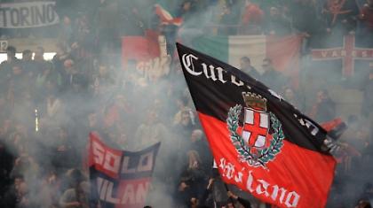 Οπαδοί της Μίλαν στο εδώλιο…