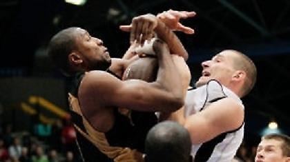 Euro Cup: Μεγάλες νίκες για Βαλένθια, Μπενετόν, Ερυθρό Αστέρα