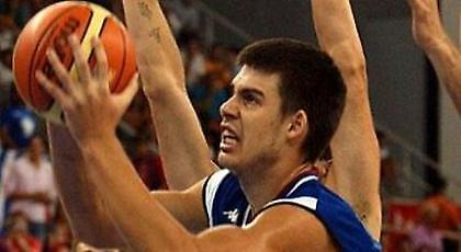 Θέλει Έρτσεγκ η Καχασόλ