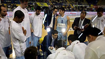 A1: Με τη βοήθεια του κόσμου…