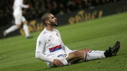 Le Championnat: Νέα «γκέλα» για Λιόν