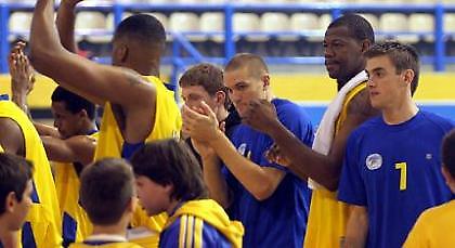 Α1: Εμπιστοσύνη σε Προύιτ και Ντάνιελς