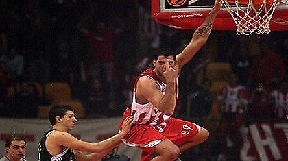 Μπουρούσης: «Με τον Παναθηναϊκό δείξαμε τις δυνατότητες μας»