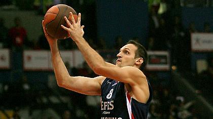 «Καθάρισαν» στο τέλος Ρακόσεβιτς και Σαντιάγκο