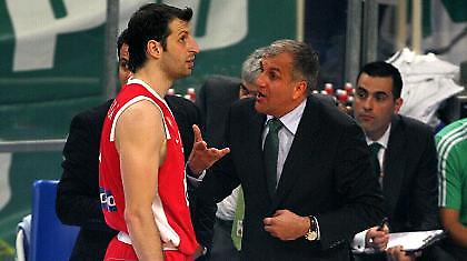 Ο Θοδωρής και ο «Ζοτς» ξέρουν...