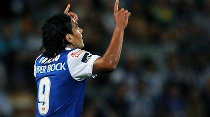 Superliga: Πέταγαν φωτιές οι «δράκοι»