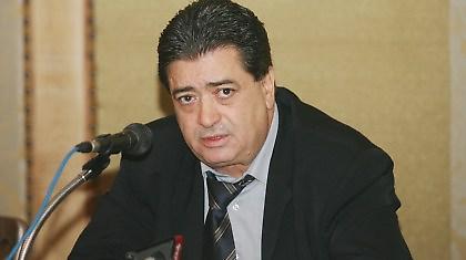 Πηρούνιας: «Δεν πωλείται κανένας»