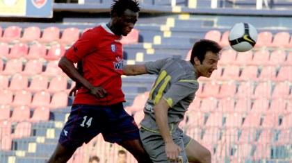 ΠΑΝΙΩΝΙΟΣ-ΑΕΚ: Να ξεπεράσει απουσίες και «πάνθηρες»